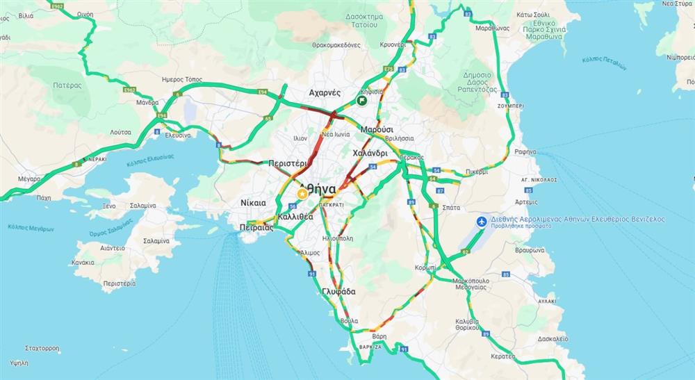 Κίνηση στους δρόμους - Μποτιλιάρισμα Κίνηση στους δρόμους - Μποτιλιάρισμα