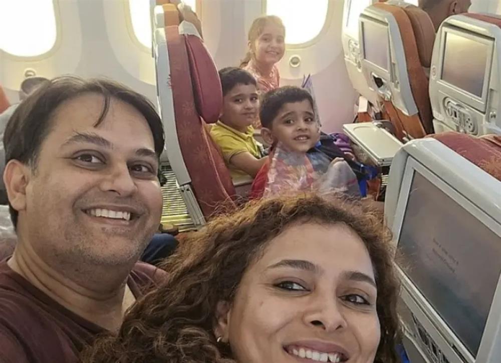 Ινδία - Συντριβή - Αεροσκάφος - Νεκροί - Οικογένεια