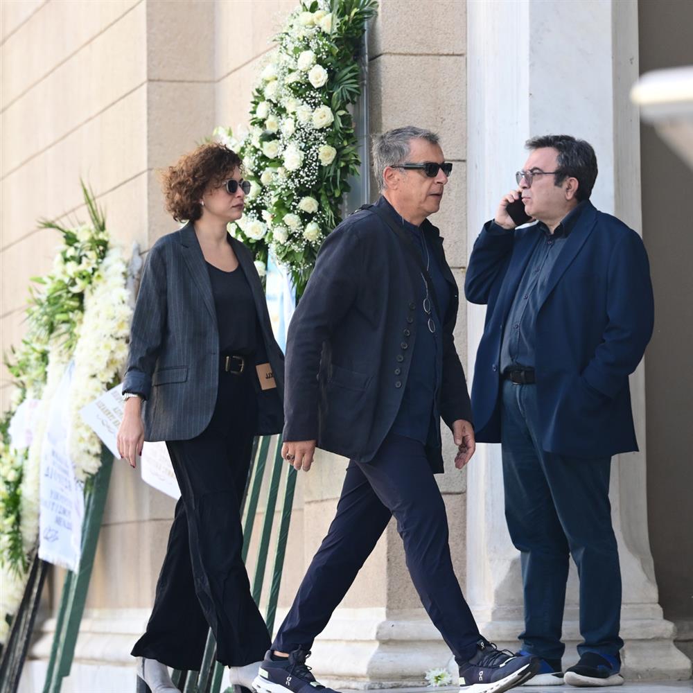 Σταύρος Θεοδωράκης Σταύρος Θεοδωράκης