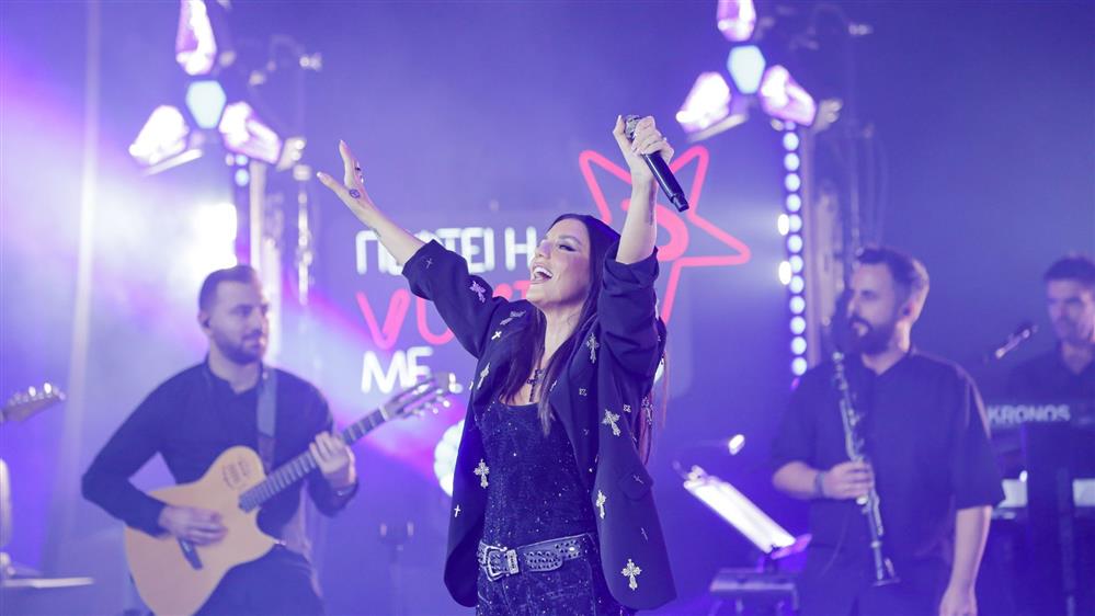 Ιουλία Καλλιμάνη: Η ανάρτησή της μετά το συμβάν με θαμώνα που της πέταγε βρεγμένα λουλούδια στην πίστα