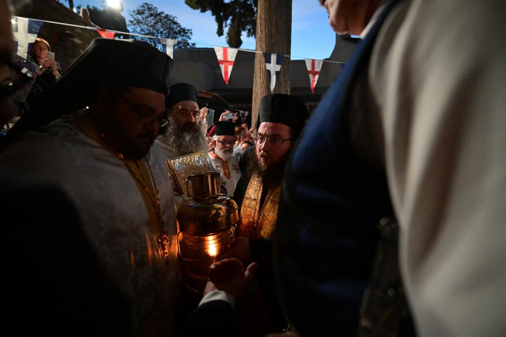 Μετόχι - Πανάγιος Τάφος - Άγιο Φως