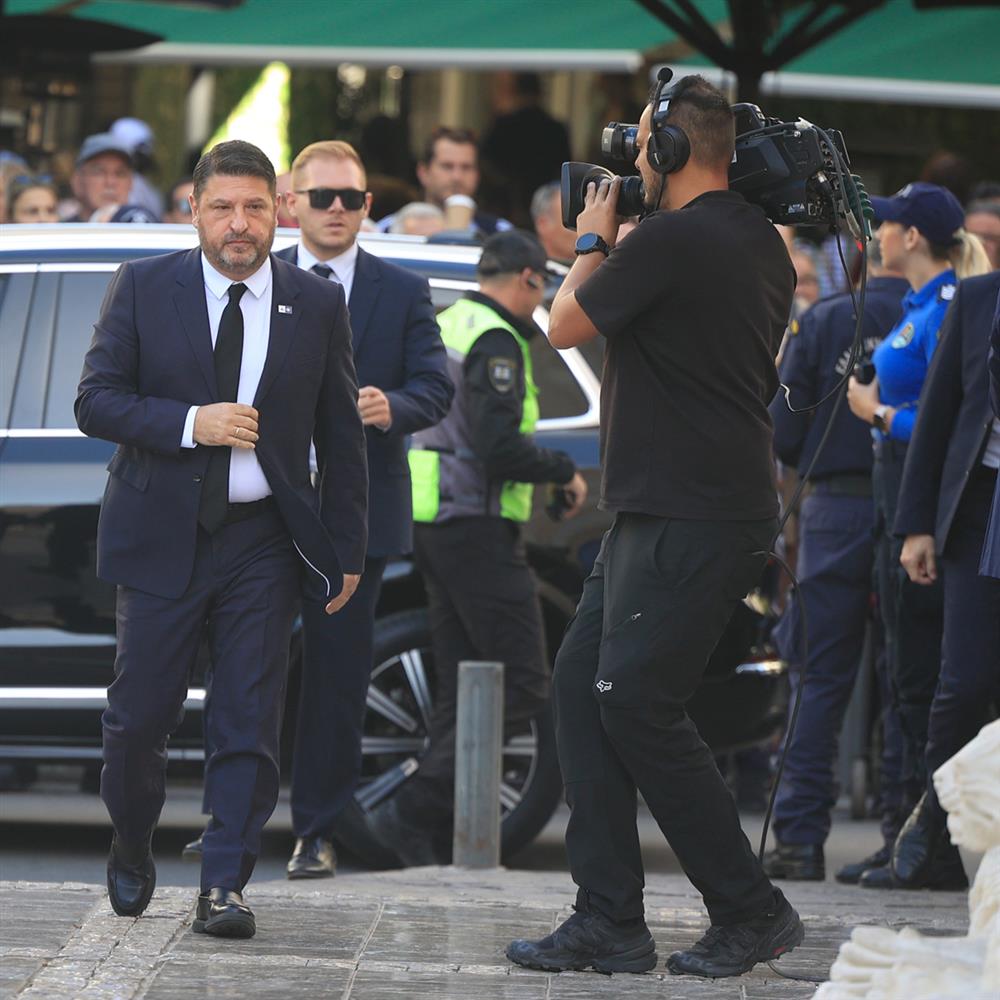 Νίκος Χαρδαλιάς Νίκος Χαρδαλιάς