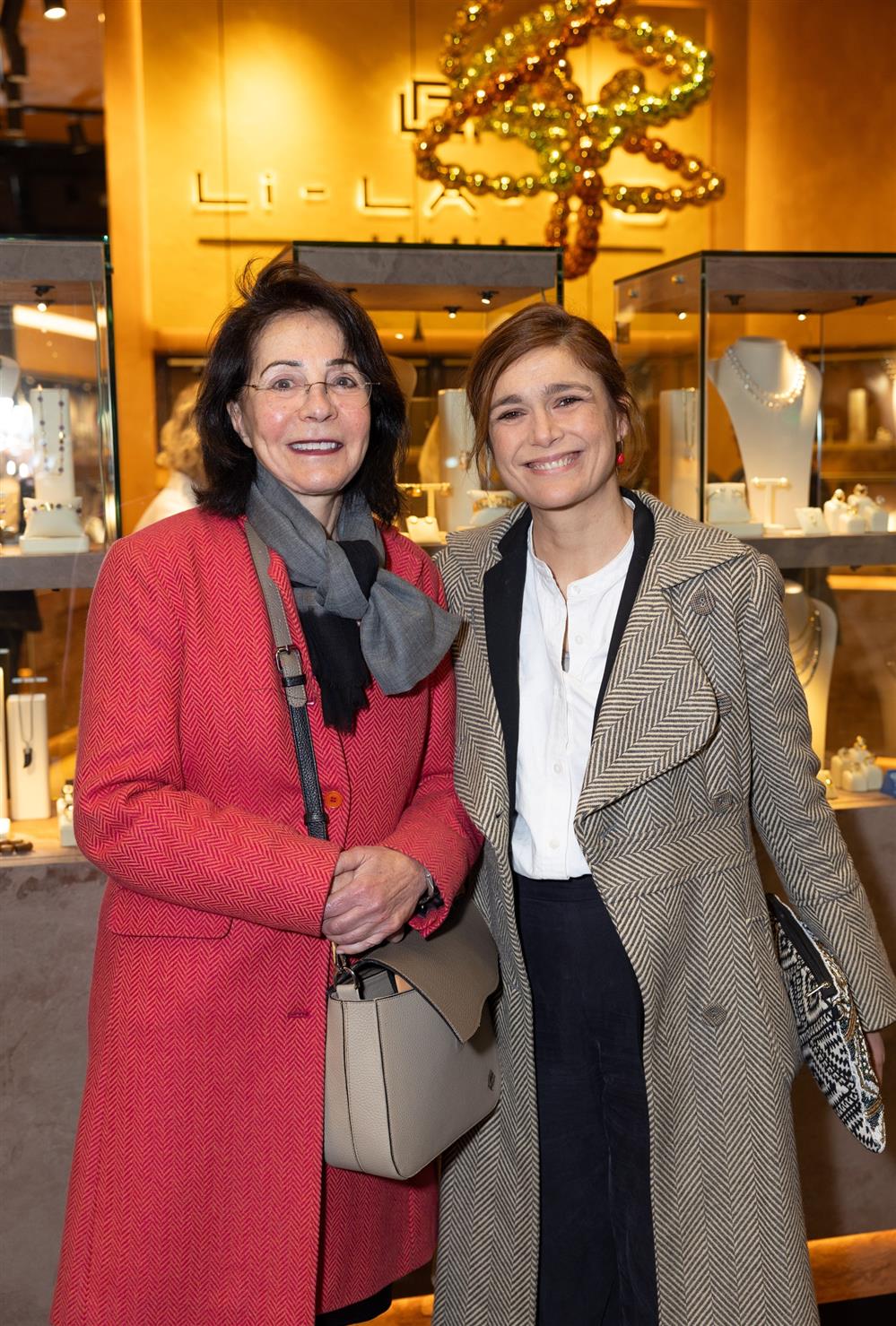 εγκαίνια εγκαίνια