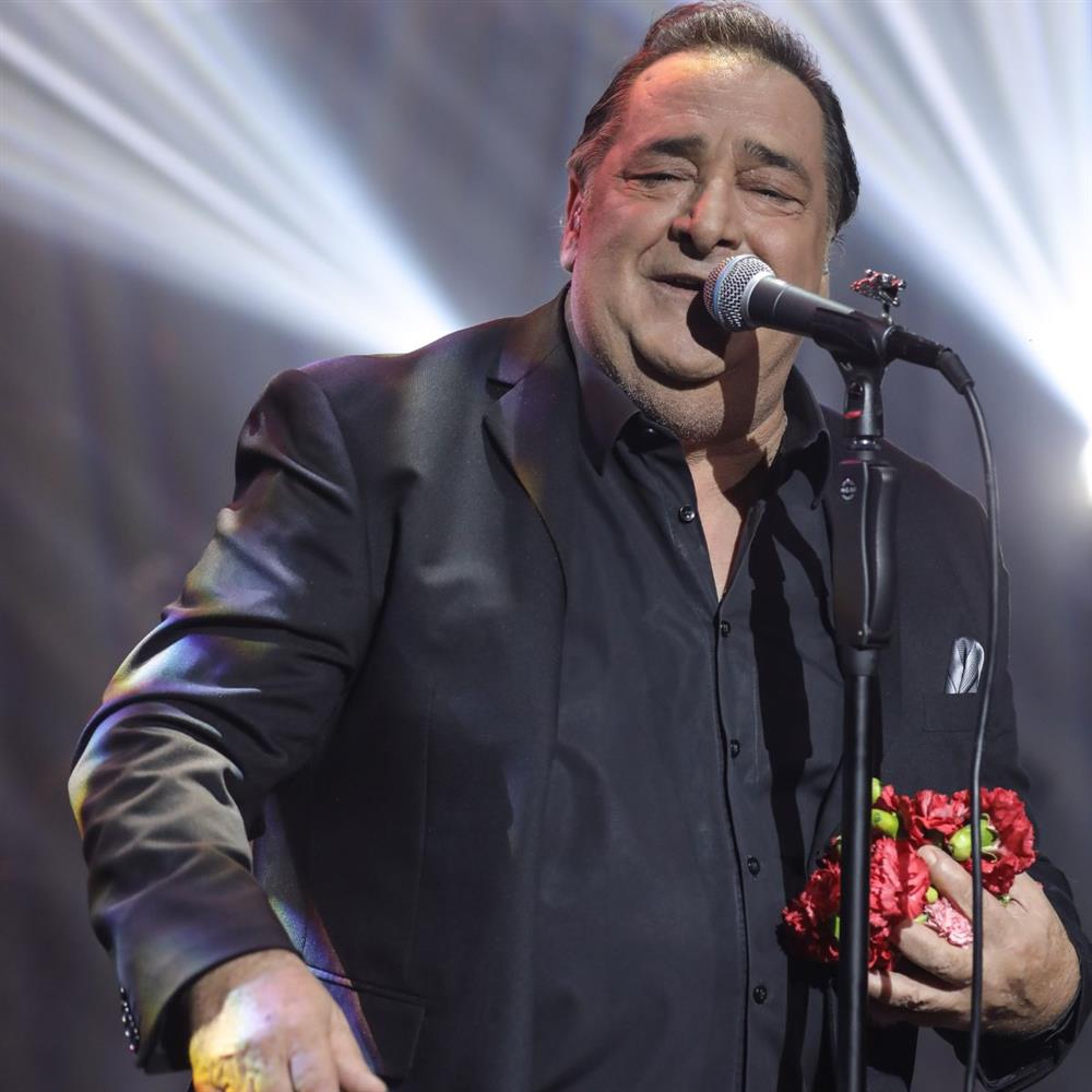 Βασίλης Καρράς