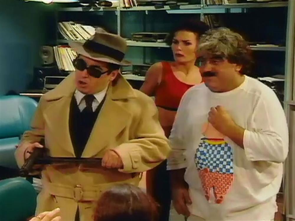 Τα Μπακούρια (επ.16 - Φαλακρός εξολοθρευτής)