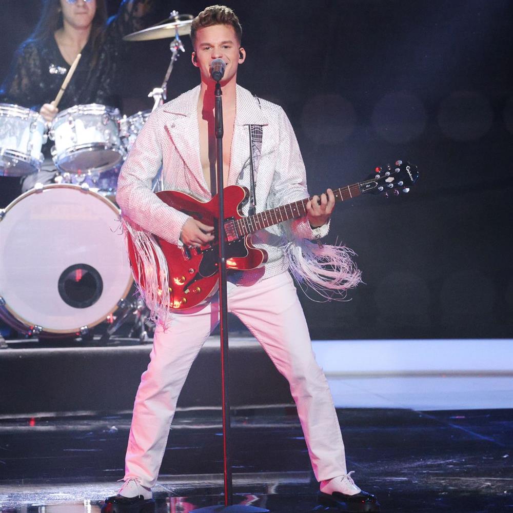 Θανος Λαμπρου