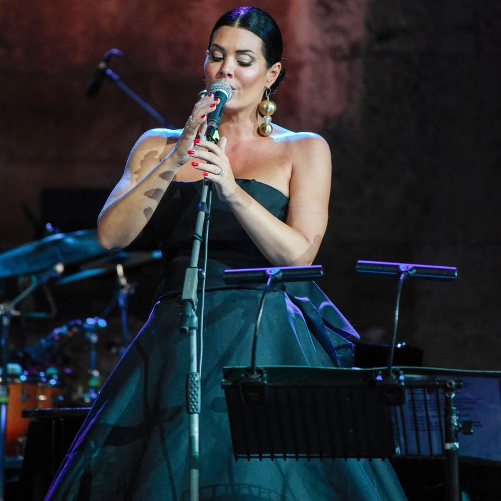 Μαρία Κορινθίου για τη σεξουαλική παρενόχληση που δέχτηκε: "Η καρδιά μου μόνο ήξερε πόσο δυνατά χτυπούσε εκείνη τη στιγμή"