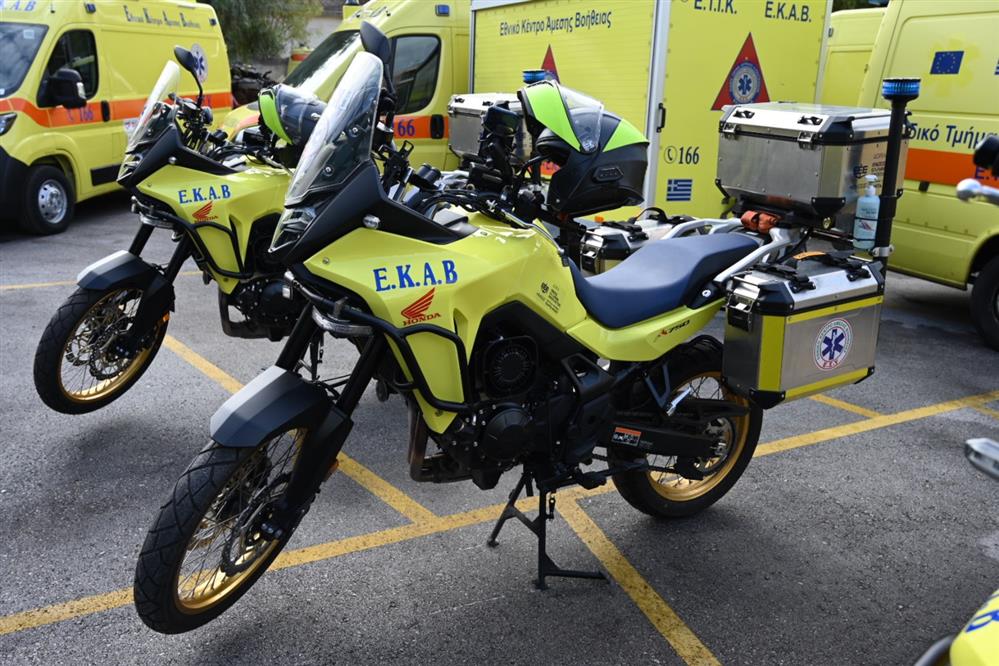 ΕΚΑΒ - ασθενοφόρο ΕΚΑΒ - ασθενοφόρο