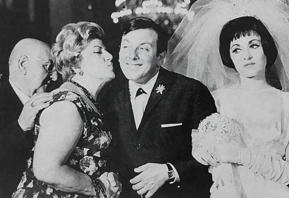 Κώστας Βουτσάς