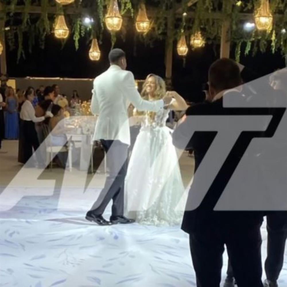 αντετοκούνμπο