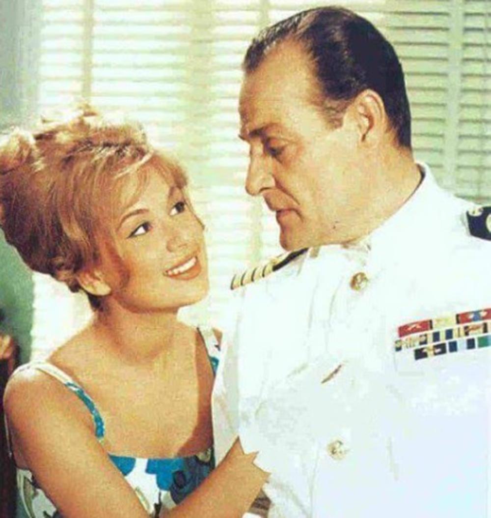 Λάμπρος Κωνσταντάρας Λάμπρος Κωνσταντάρας