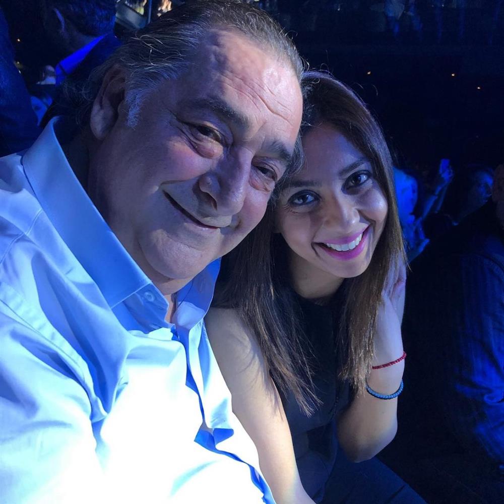 Αποκλειστικό βίντεο! Ειρήνη Κεσογλίδου: Σπάνια εμφάνιση για την κόρη του Βασίλη Καρρά - Πώς αντέδρασε όταν άκουσε τραγούδια του πατέρα της