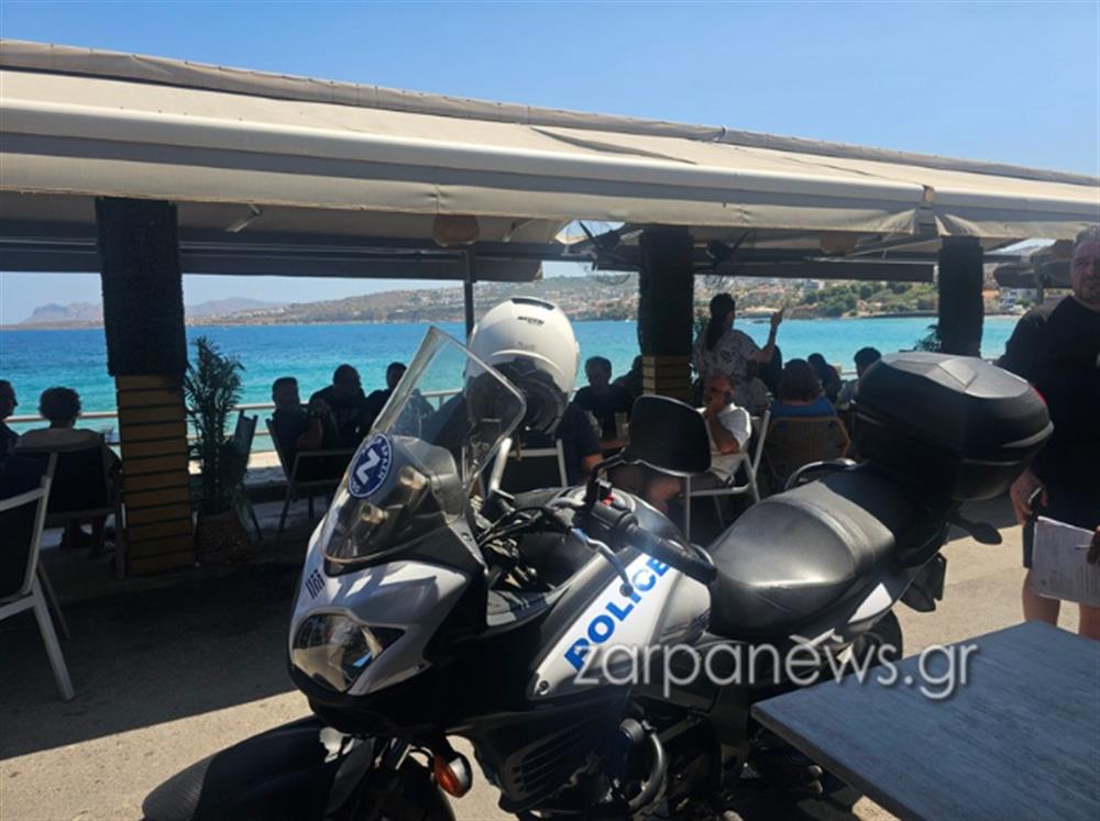 κρητη πεζοδρομος αυτοκινητο