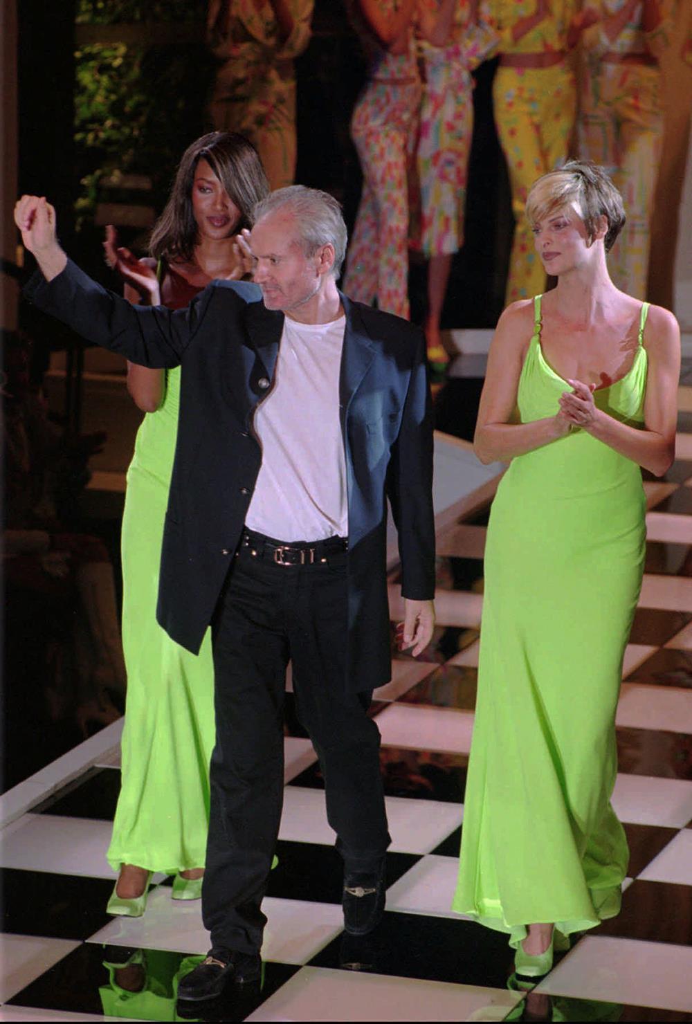 AP - Τζιάνι Βερσάτσε AP - Τζιάνι Βερσάτσε