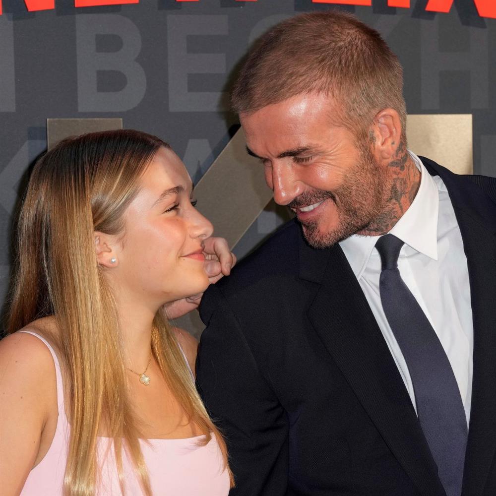 Ντέιβιντ Μπέκαμ: Η κόρη του, Χάρπερ, τον έβαψε και έγινε viral