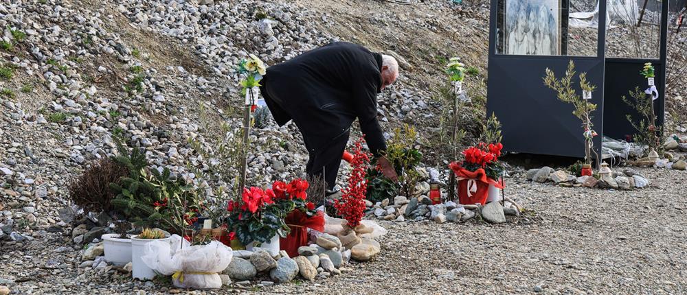 Τέμπη - λουλούδια Τέμπη - λουλούδια