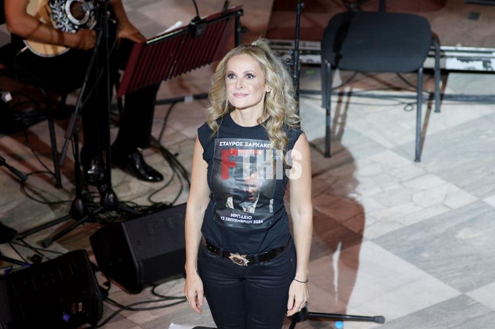 Σταύρος Ξαρχάκος