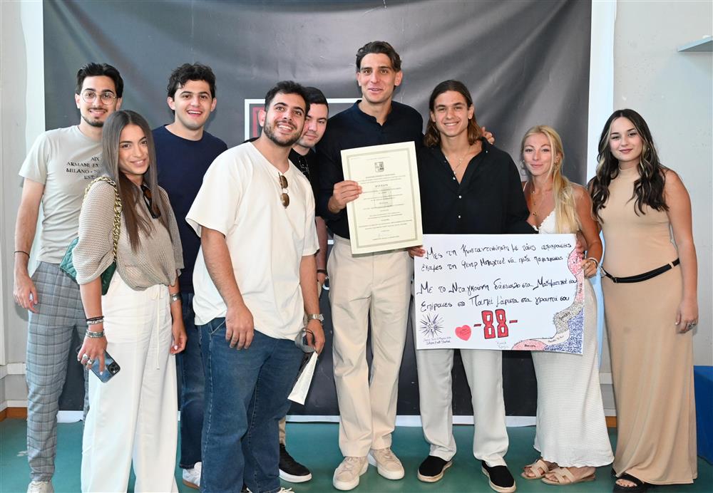 Κωνσταντής Τζολάκης