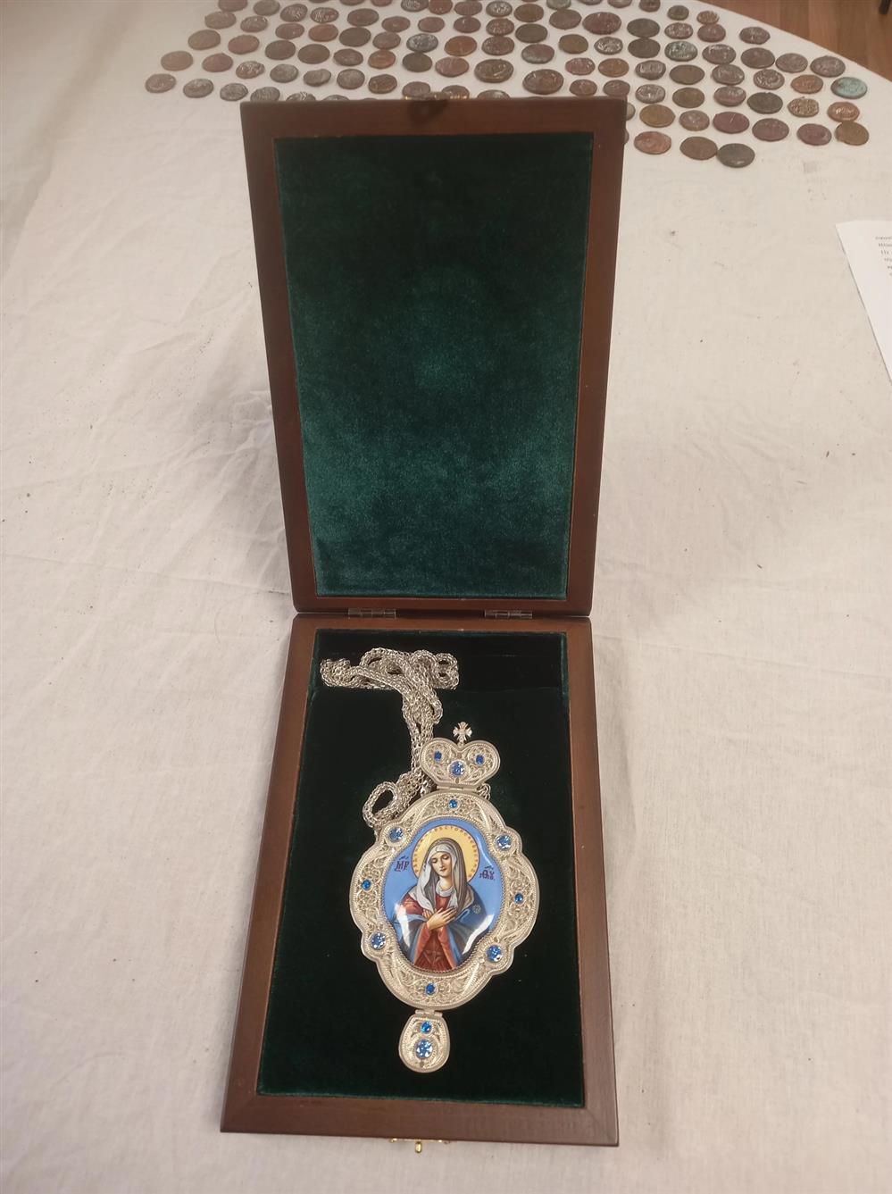 αρχαιοκαπηλια - ηγουμενος