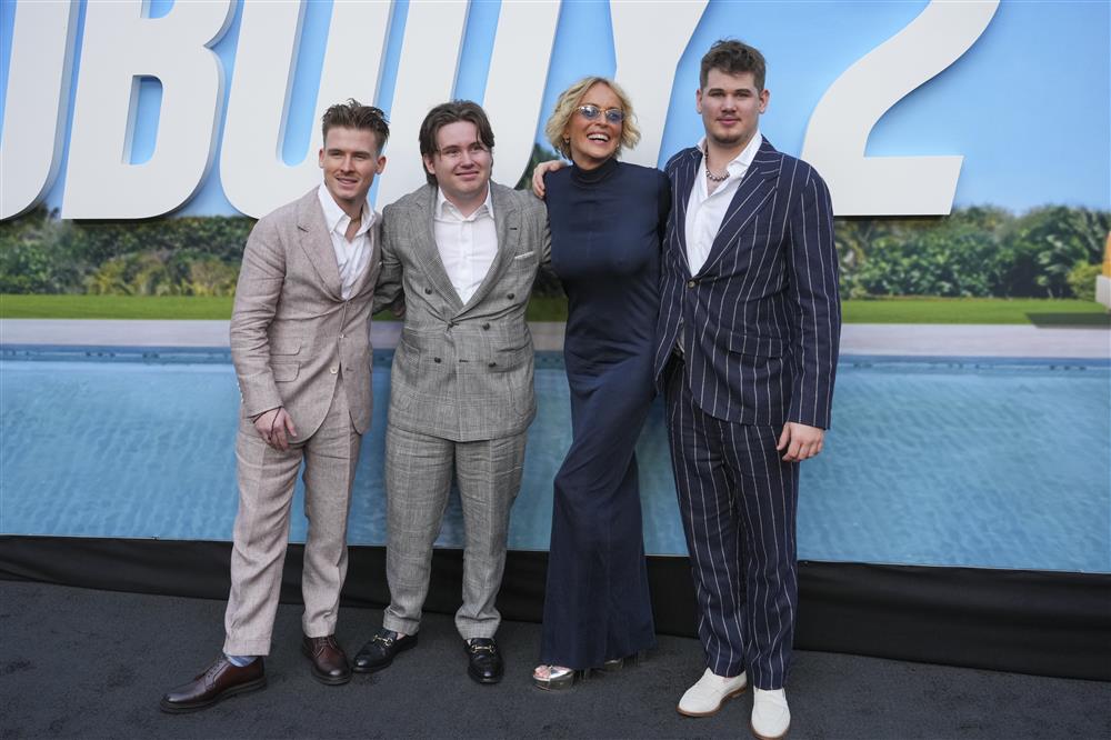 Σάρον Στόουν Σάρον Στόουν