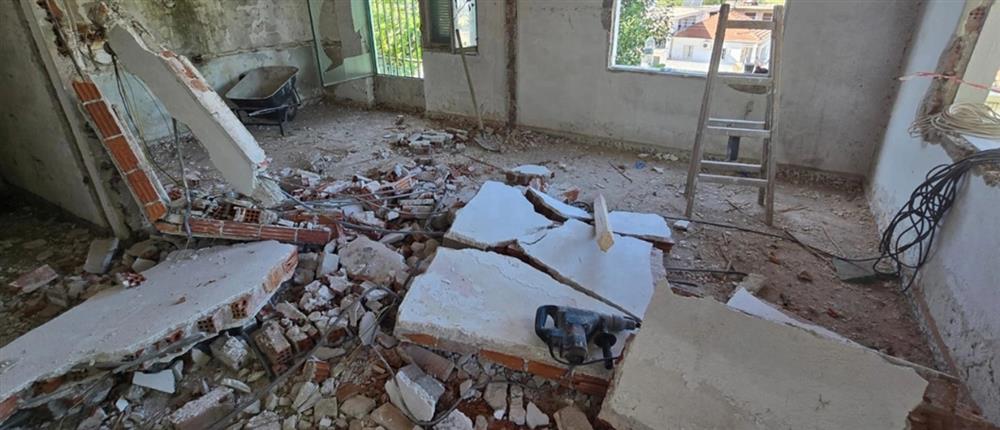 Λάρισα - Πυροσβέστης - Τοίχος