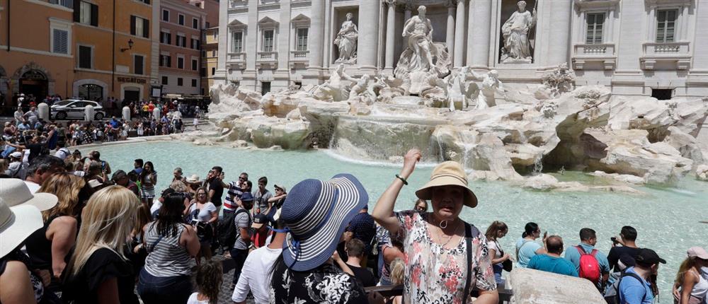 Φοντάνα ντι Τρέβι - Fontana di Trevi Φοντάνα ντι Τρέβι - Fontana di Trevi