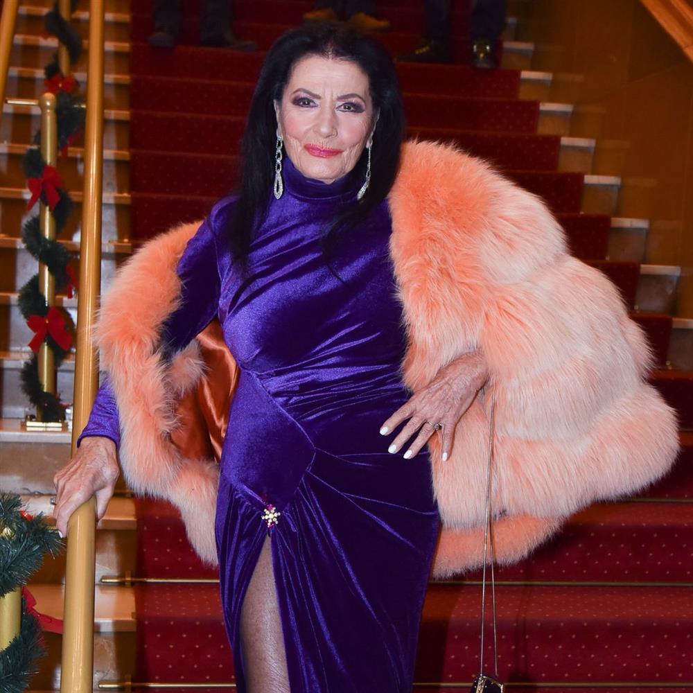 Ζωζώ Σαπουντζάκη: Τα νεότερα για την κατάσταση της υγείας της - "Είναι πάντα αισιόδοξη" αποκαλύπτει στενή της συνεργάτιδα