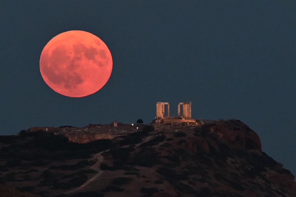 Πανσέληνος Αυγούστου -  Φεγγάρι του Οξύρρυγχου