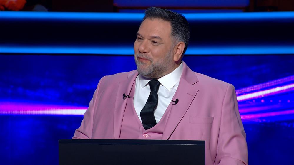 ΠΟΙΟΣ ΘΕΛΕΙ ΝΑ ΓΙΝΕΙ ΕΚΑΤΟΜΜΥΡΙΟΥΧΟΣ; - ΕΠΕΙΣΟΔΙΟ 92 – 3η ΣΕΖΟΝ