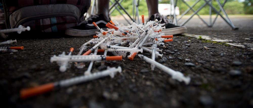 ναρκωτικά - σύριγγες ναρκωτικά - σύριγγες