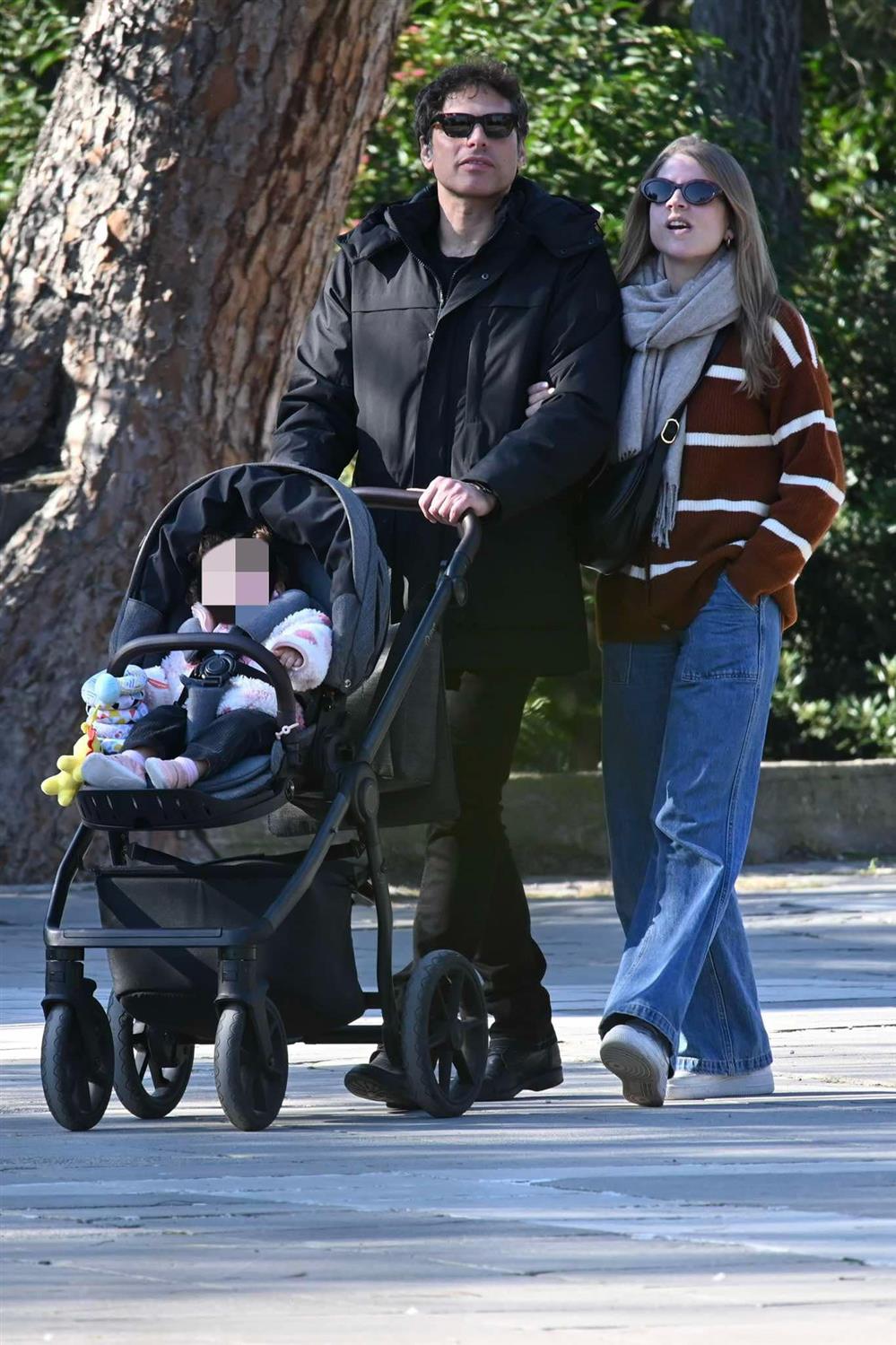 Γιώργος Παπαγεωργίου - Δανάη Μιχαλάκη Γιώργος Παπαγεωργίου - Δανάη Μιχαλάκη