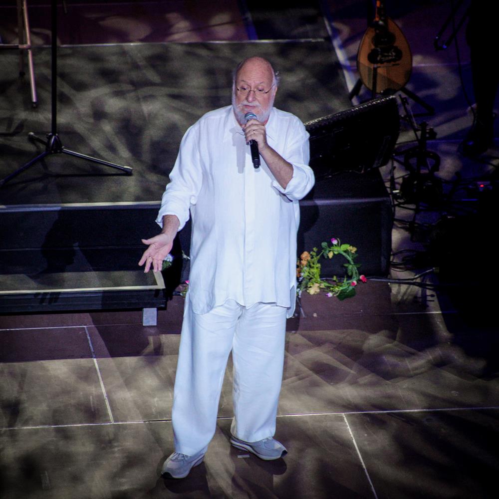 Διονύσης Σαββόπουλος Διονύσης Σαββόπουλος