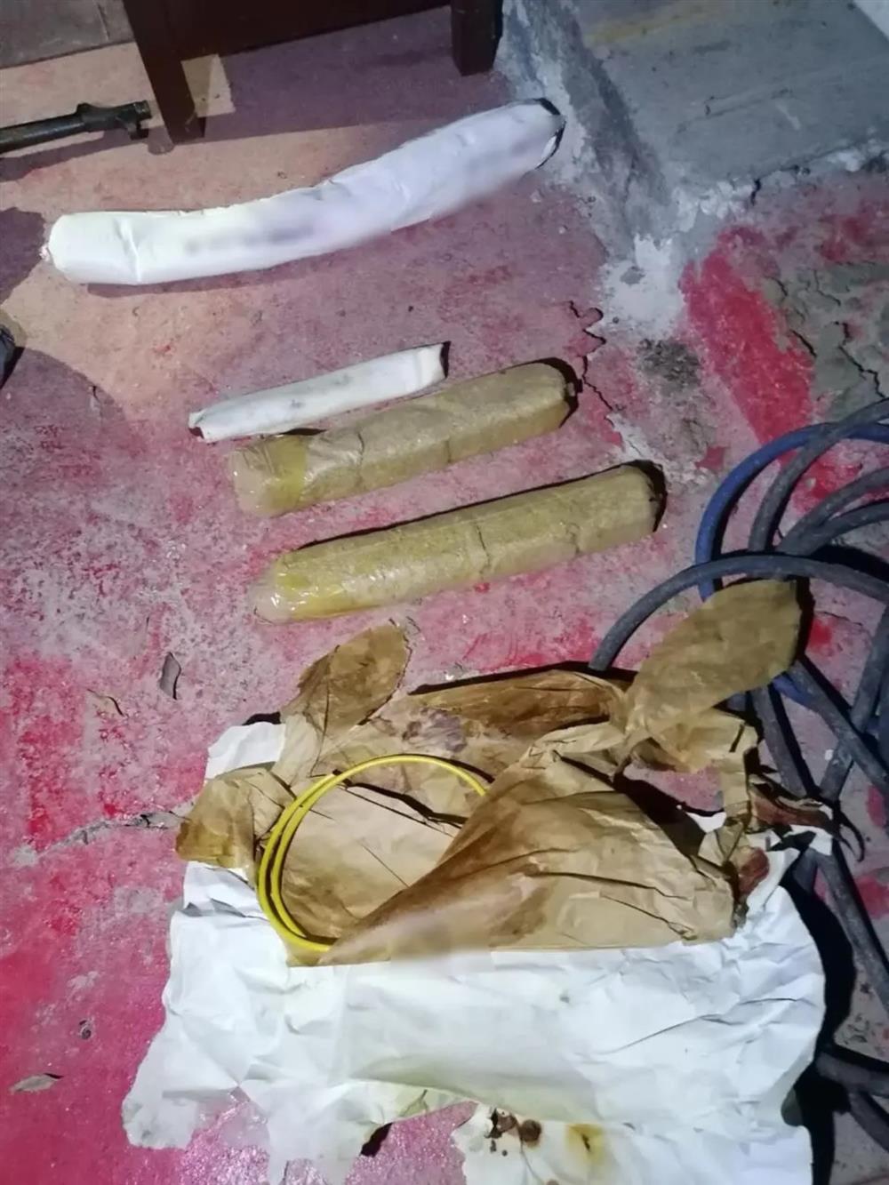 Λάρισα - οπλοστάσιο - έγκλημα - χειροβομβίδα Λάρισα - οπλοστάσιο - έγκλημα - χειροβομβίδα