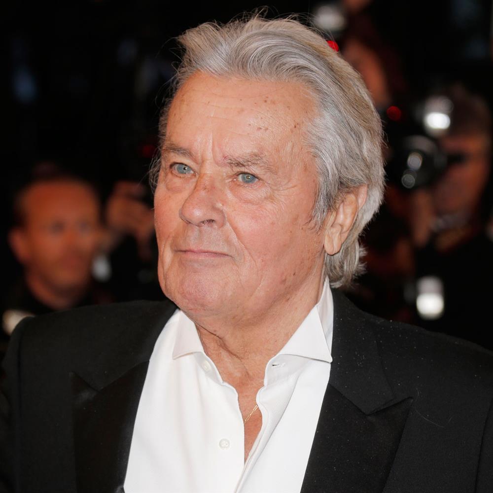 
Πέθανε σε ηλικία 88 ετών ο Αλέν Ντελόν
