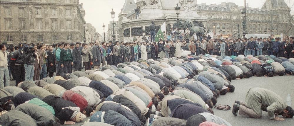 Σαλμάν Ρουσντί - Σατανικοί Στίχοι - Διαμαρτυρίες Σαλμάν Ρουσντί - Σατανικοί Στίχοι - Διαμαρτυρίες