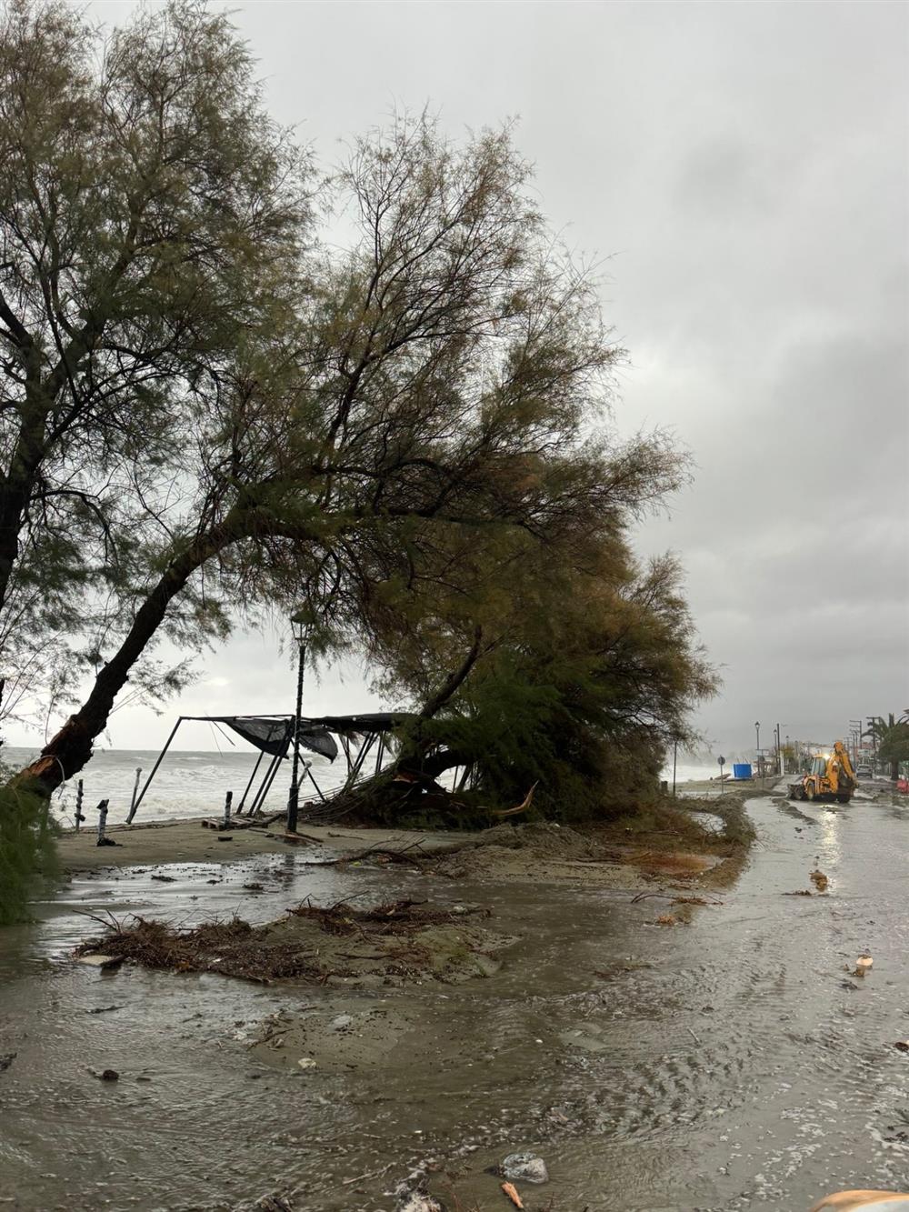 Κακοκαιρία Bora - Πλαταμώνας Κακοκαιρία Bora - Πλαταμώνας