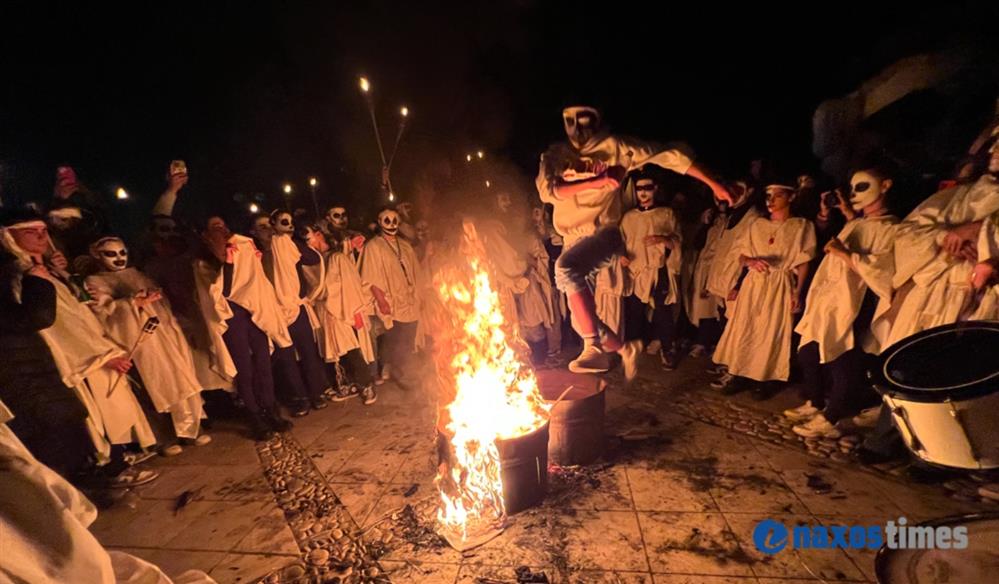 Λαμπαδηφορίες - Νάξος Λαμπαδηφορίες - Νάξος