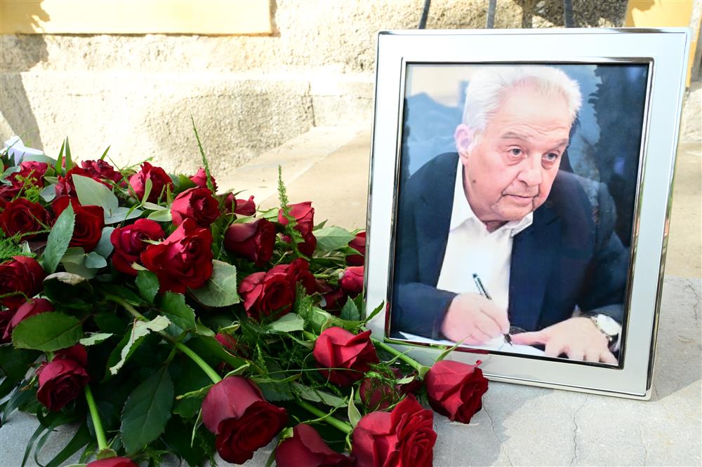 Αλέκος Φλαμπουράρης - Κηδεία