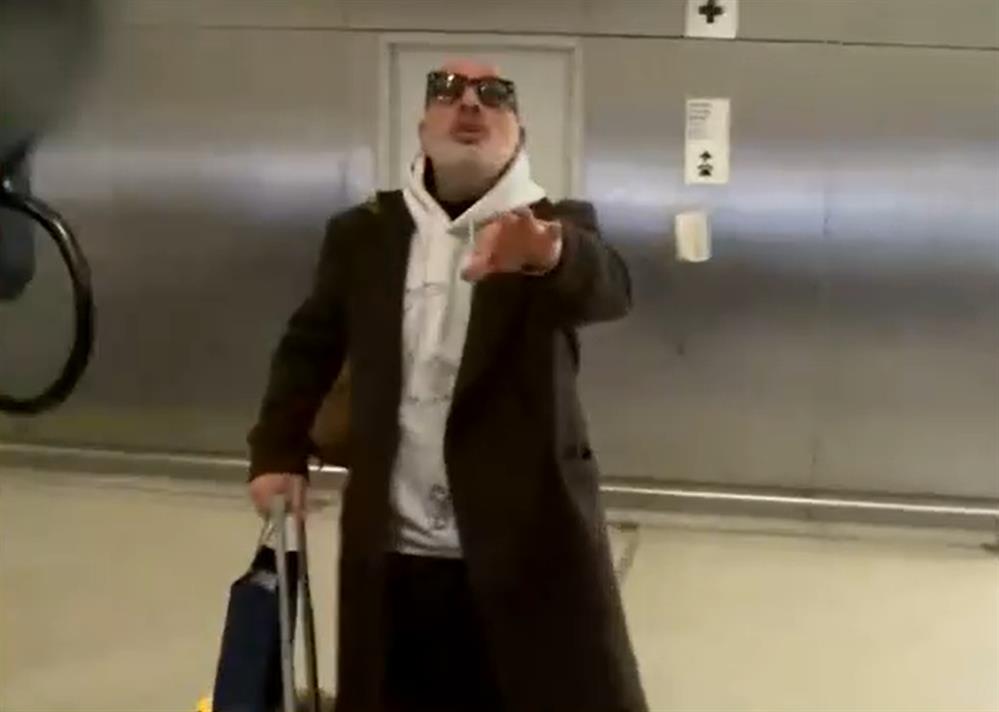 Νίκος Μουτσινάς Νίκος Μουτσινάς