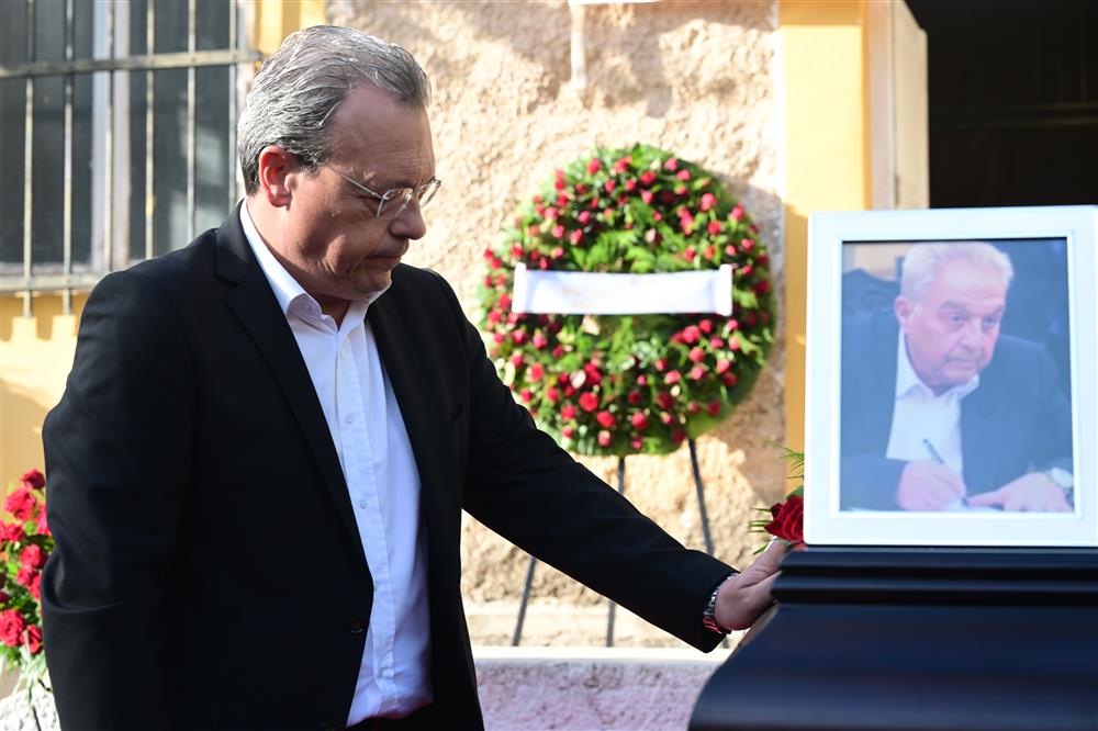 Αλέκος Φλαμπουράρης - Κηδεία