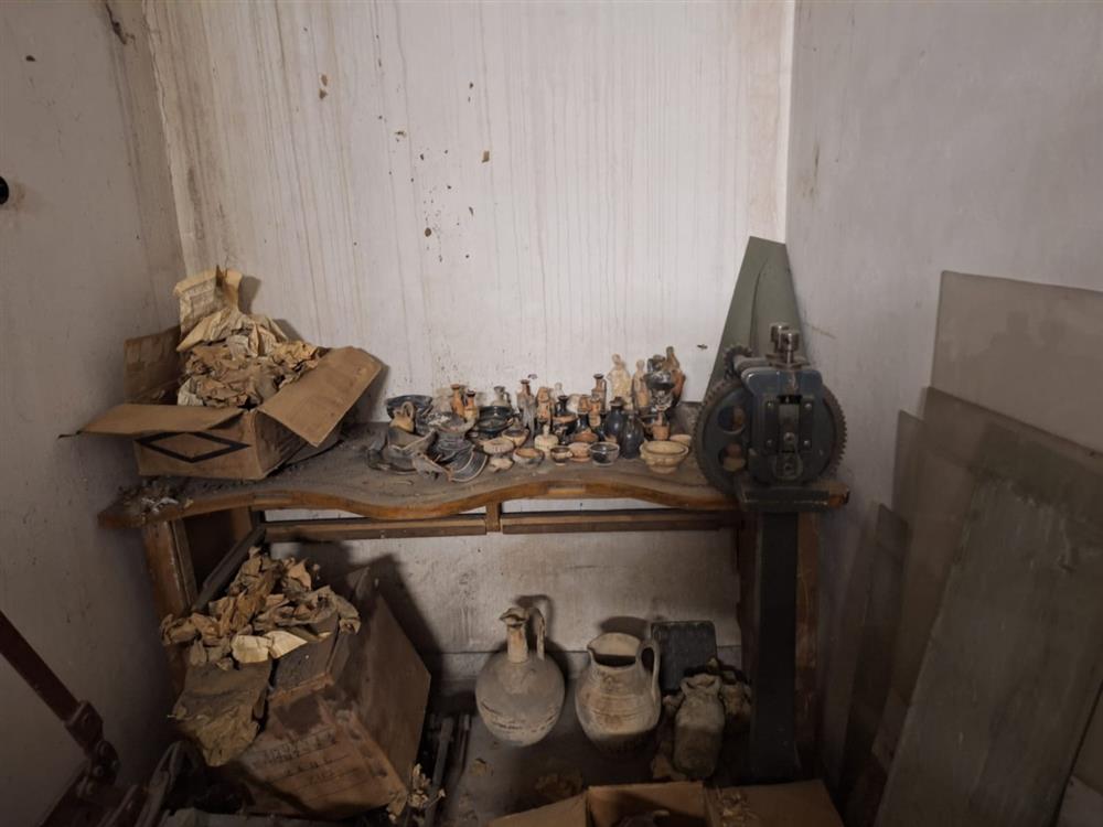 Αρχαιότητες - αρχαία Αρχαιότητες - αρχαία