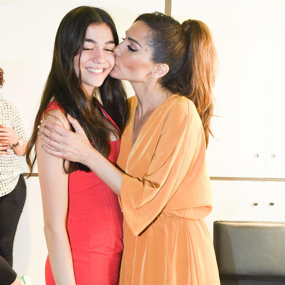 Μελίνα Νικολαΐδη: Οι σπάνιες φωτογραφίες που δημοσίευσε με τον αδελφό της, Γιώργο