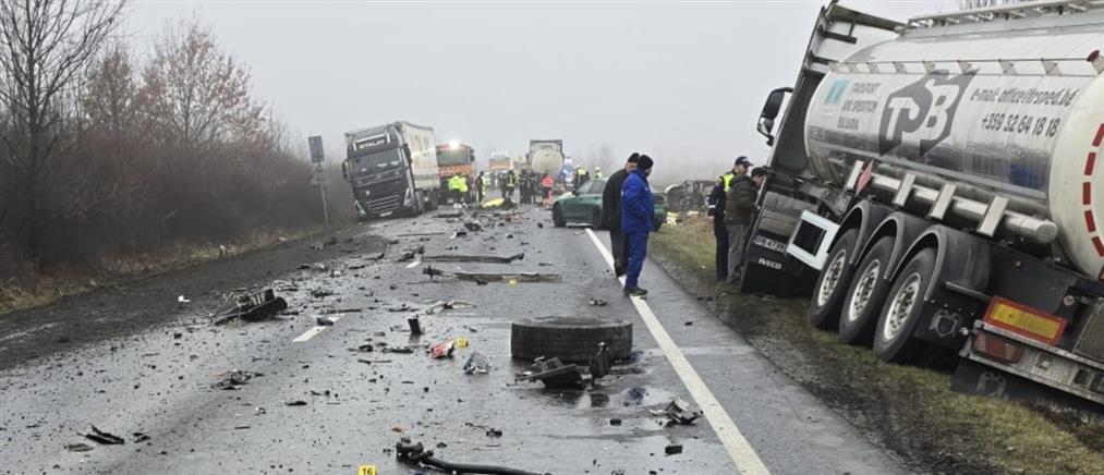 Ρουμανία: Επτά οι νεκροί στο σοκαριστικό τροχαίο με βαν που μετέφερε οπαδούς του ΠΑΟΚ (εικόνες)