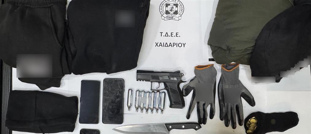 Δυτική Αττική: Εξαρθρώθηκε συμμορία που λήστευε καταστήματα - Είχαν επιτεθεί σε υπάλληλο