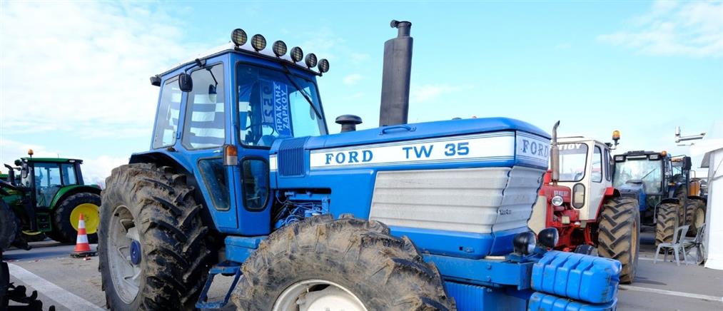 Μπλόκα Αγροτών: Ανοιχτά τα τελωνεία Ευζώνων και Νίκης - Οκτάωρος αποκλεισμός σε Προμαχώνα και Εξοχή