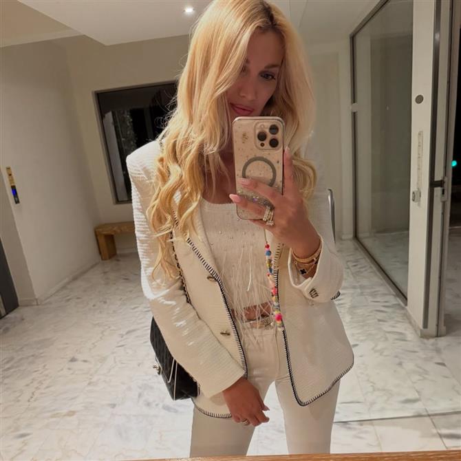 Κωνσταντίνα Σπυροπούλου: Η φωτογραφία με τους γιους της ανήμερα της γιορτής της - "Τα δώρα μου"

