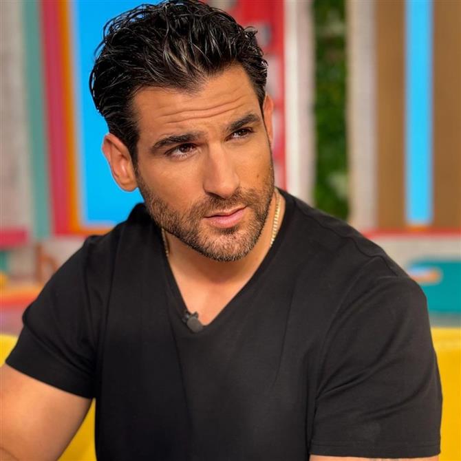  Ετεοκλής Παύλου: "Ακόμα και τώρα ξυπνάω μέσα στη νύχτα και ψάχνω το κουδουνάκι του νοσοκομείου"