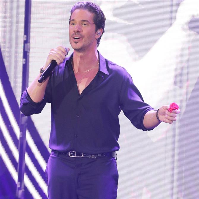 Νίκος Οικονομόπουλος: Στο γήπεδο "Γεώργιος Καραϊσκάκης" για το Ολυμπιακός - Παναθηναϊκός (Φωτό & Βίντεο)