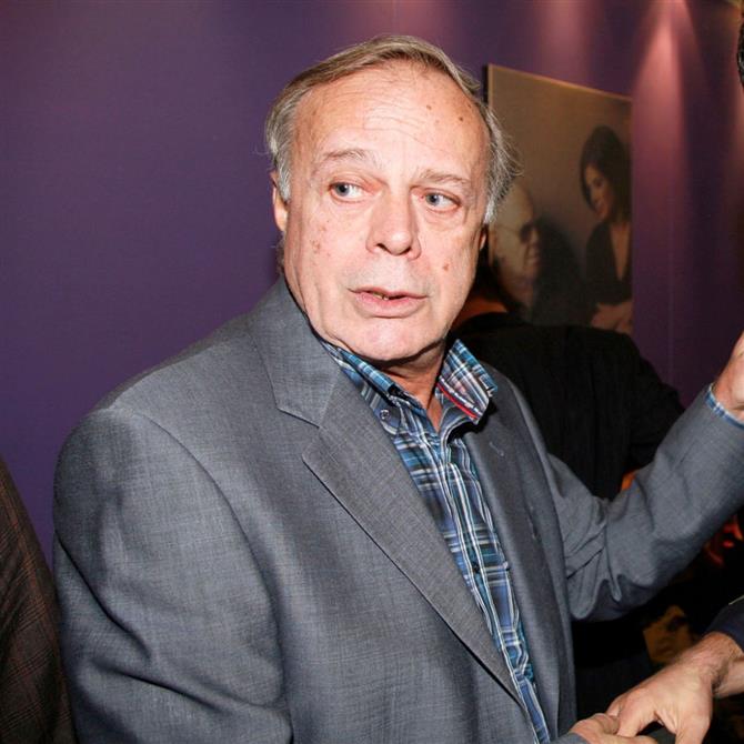 Χρήστος Πολίτης: Λουκία Παπαδάκη, Αλεξάνδρα Παλαιολόγου, Έφη Πίκουλα συγκινούν για τον "Γιάγκο Δράκο" - Ο αποχαιρετισμός τους