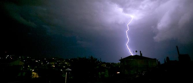 Κακοκαιρία - Έκτακτο δελτίο ΕΜΥ: Ισχυρές καταιγίδες και “βουτιά” του υδράργυρου